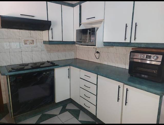 3 BEDROOM PROPERTY TO RENT IN BIRCHLEIGH